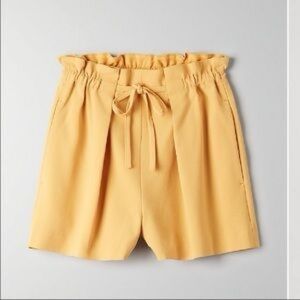 Women's Mustard Yellow Paperbag Waist Shorts Babaton Aritzia XXS